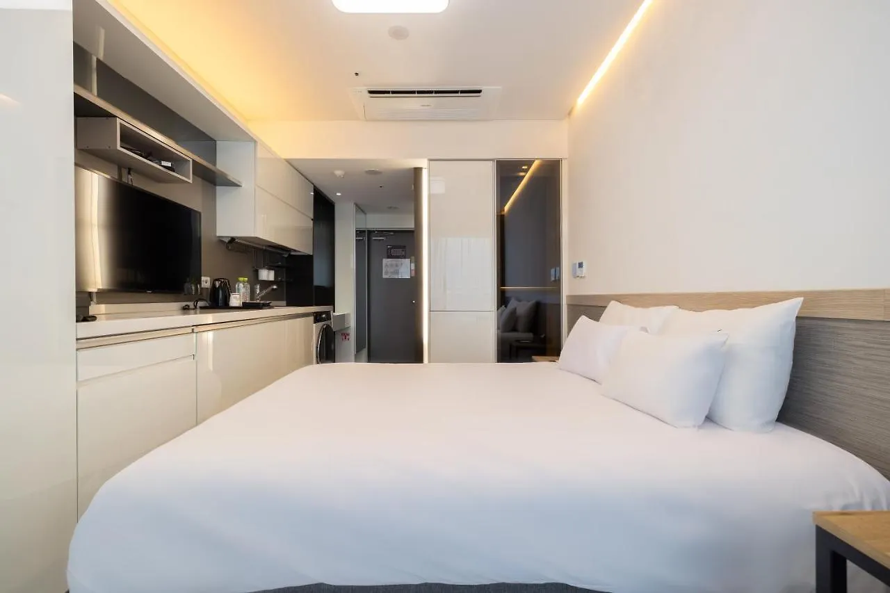 Skytop Hotel Incheon Airport 2*,  Korsel