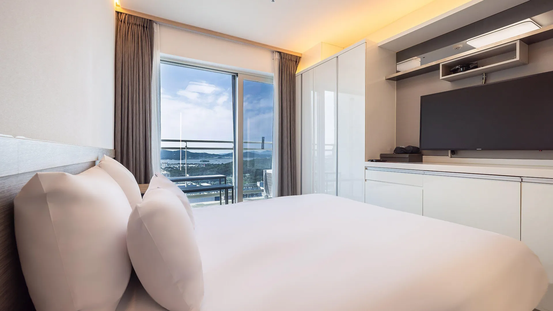 Skytop Hotel Incheon Airport