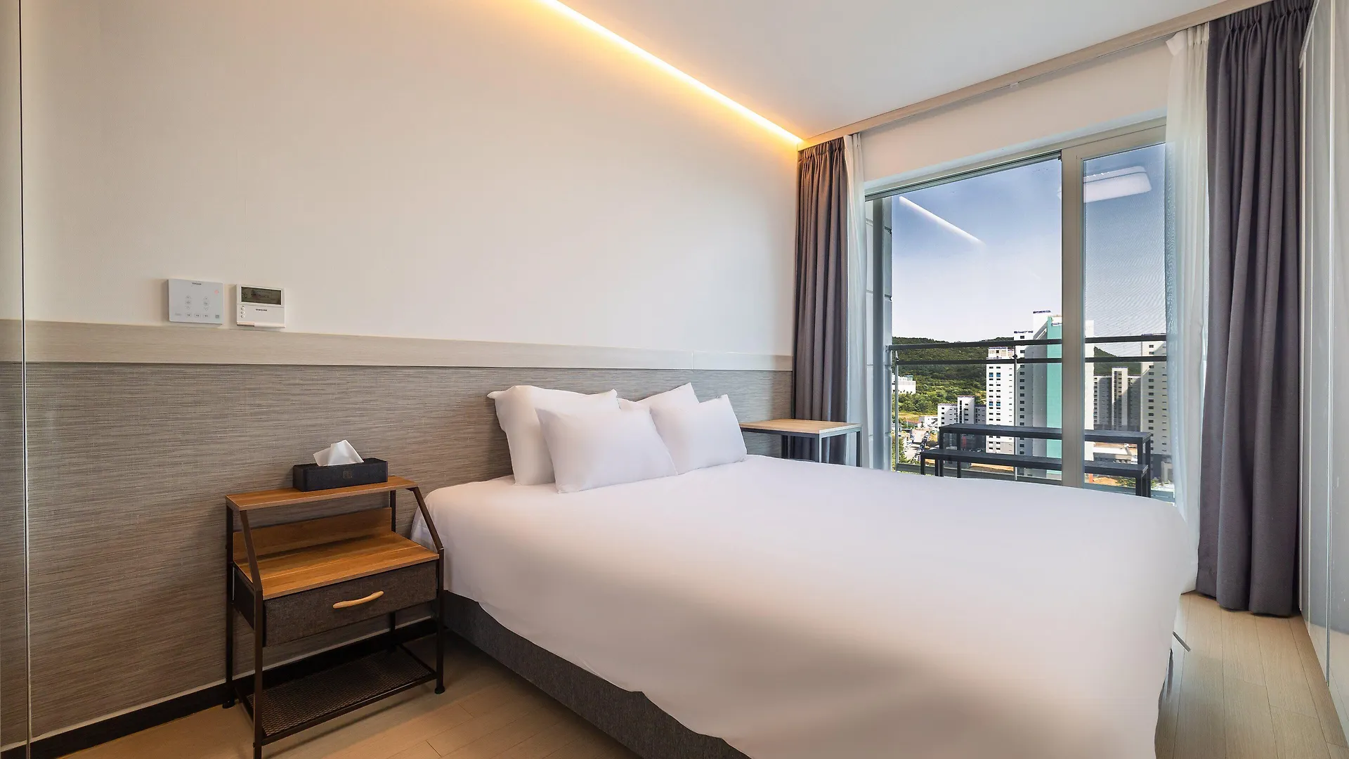 Skytop Hotel Incheon Airport